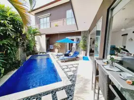 DI JUAL MODERN VILLA CONTEMPORARY DI KESAMBI KEROBOKAN , VIEW SAWAH