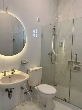 DIJUAL RUMAH 2LANTAI DI BUKIT GADING MEDITERANIA KELAPA GADING