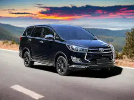 Toyota Innova Reborn Venturer Dsl At 2019 km +/- 77.000