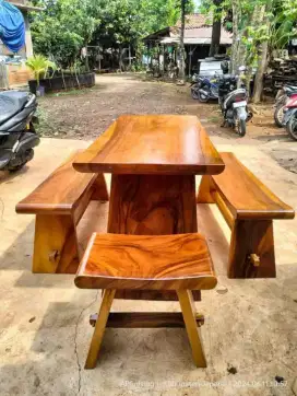 Set meja bangku trembesi