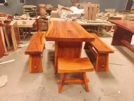 Set meja bangku trembesi