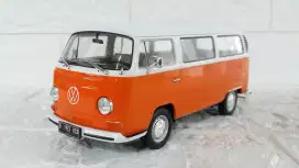 Diecast/Miniatur VW Kombi Kumis 1972 White - Orange skala 1:24