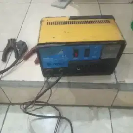 Charger / cas aki 5 Ampere murni