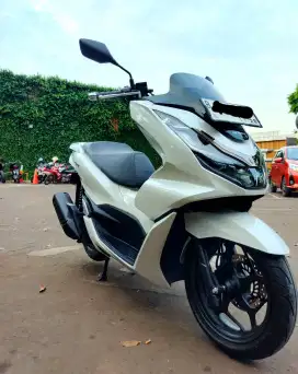PCX 160 white modif tipis aja aksesoris good looking