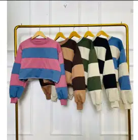 Sweater Crop Balon Oversize Tebal & Lembut