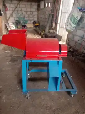 Mesin pencacah kompos
