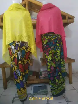 Kain batik dan satin