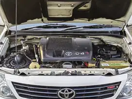 TOYOTA FORTUNER TRD DIESEL 2014