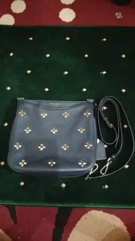 Tas wanita merk KATE SPADE