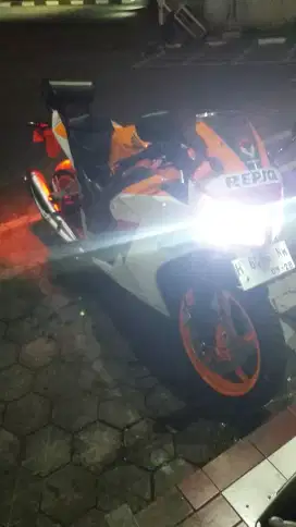 CBR 150 Repsol 2015