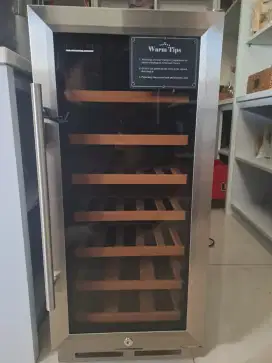 TOMORI - WINE COOLER WX - 28T