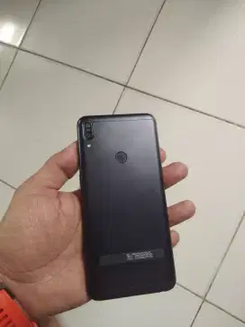 asus zenfone max pro m1