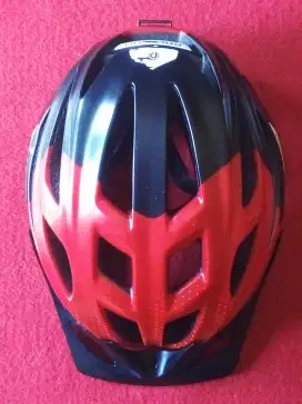 HELM HITAM AROMA MERAH POLYGON