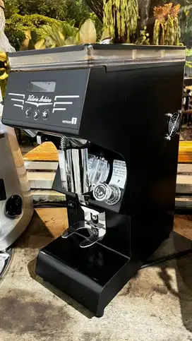 GRINDER KOPI - VICTORIA ARDUINO MYTHOS 1