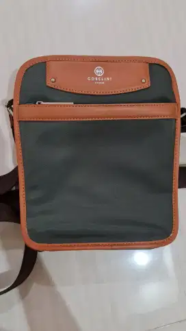 Tas Gobelini pria slempang Like new