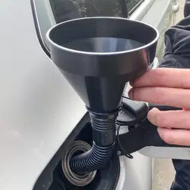 Corong Bensin Motor Mobil