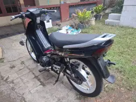 F1zr Force 1 96 bokong kotak