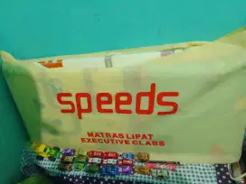 Bekas seperti baru, matras motif mobil untuk anak