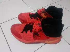 Nike Kyrie Irving 2