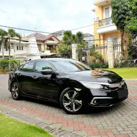 Honda Civic ES 1.5 Turbo facelift 2020