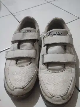 Sepatu evisu original