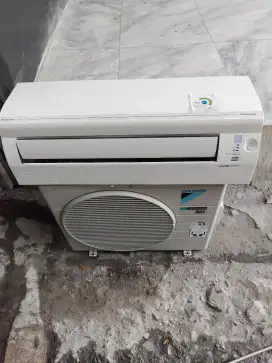 Kami beli AC Daikin bekas anda dgn harga pantas