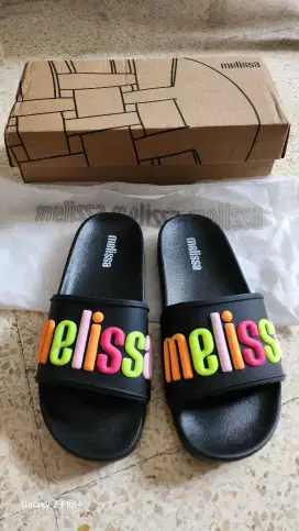 Sandal selop Melissa