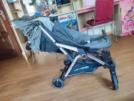 Stroller Cocolatte Dash R+ Bisa Hadap Bolak Balik dan Rebah Duduk