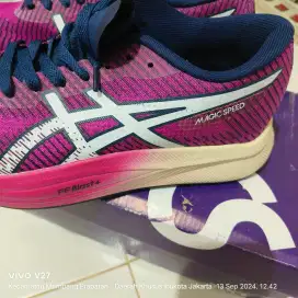 Sepatu Running Asic magic speed size 41,5