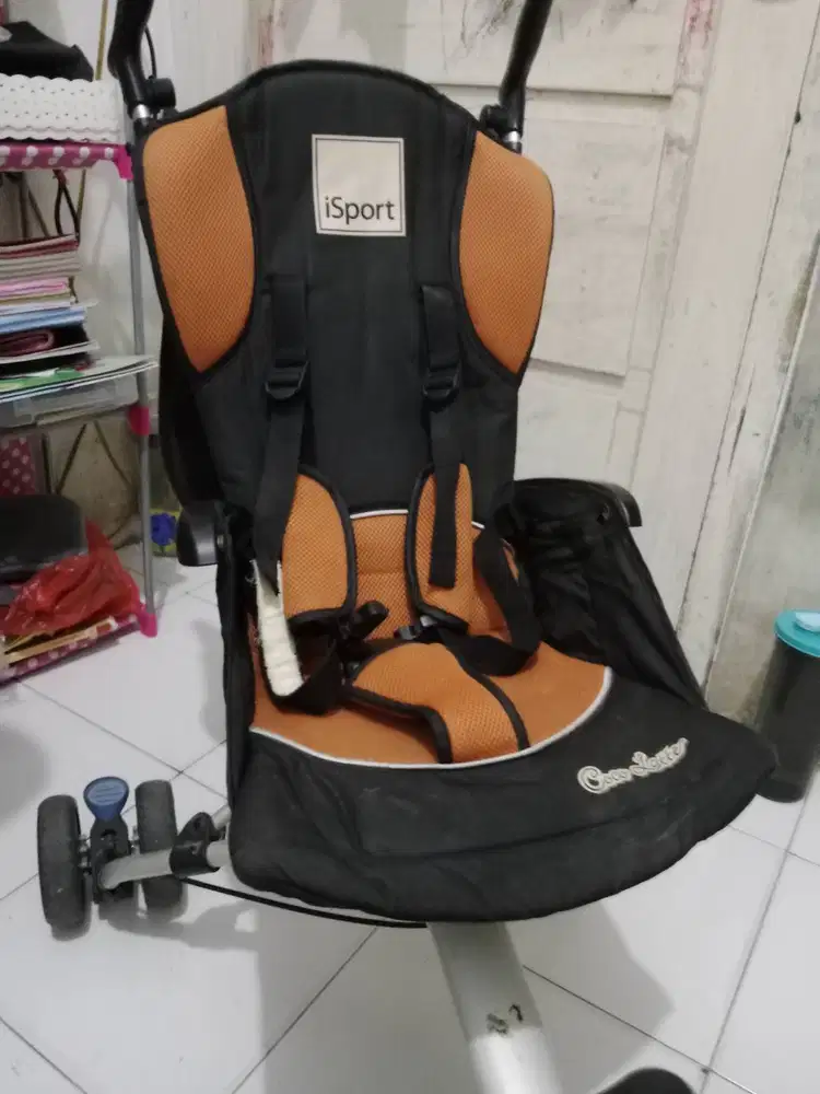 Stroller lipat praktis