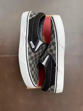 VANS CLASSIC SLIP-ON CHECKERBOARD