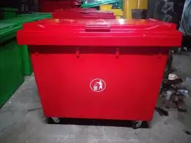 tempat sampah fiberglass bak besar 660Ltr merah