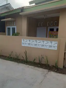 DiJual Rumah di Kompl KORPRI.