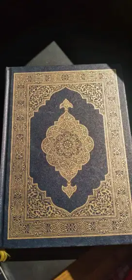 Bismilla..h Guru membaca dan menghafalkan AL QUR'AN