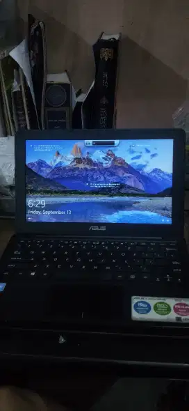 Laptop bekas Asus