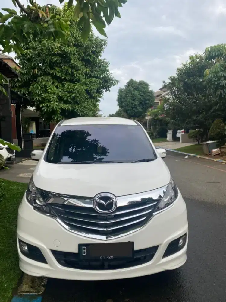 Mazda Biante 2.0 Skyactive 2015