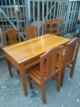 Meja warungan resto