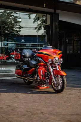 HARLEY DAVIDSON ULTRA CLASSIC ELECTRA GLIDE CVO 2013 TRIBAL ORANGE FP