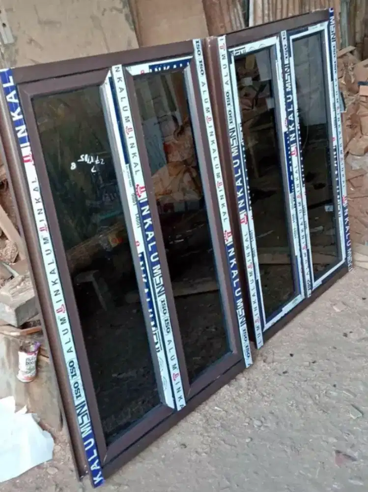 Kusen aluminium kaca