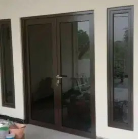 Kusen aluminium kaca