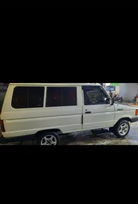 Dijual  mobil kijang super 90