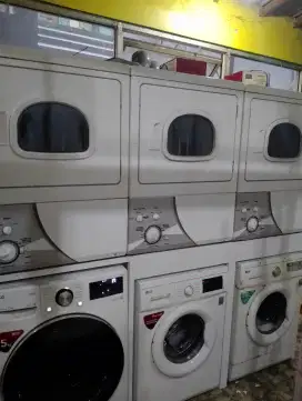 DIBUTUHKAN SEGERA PEGAWAI LAUNDRY