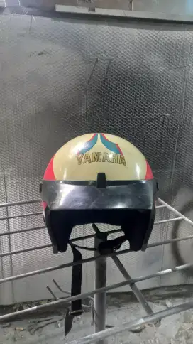 Helm jadul Yamaha ori