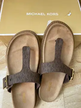 Sandal michael kors like new istimewa