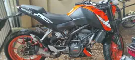 Dijual cepat motor KTM duke