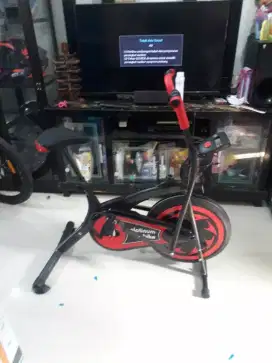 Peralatan fitness big size SPinning bike new design