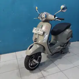 Vespa primavera 150 abs 2023 dp kredit 2.5juta