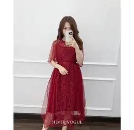 Dress pesta maroon