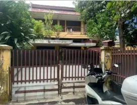 Dijual Rumah Hitung Tanah di Komplek Pancoran Jakarta Selatan