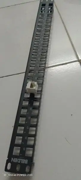 Patch panel  UTP 48 port lengkap